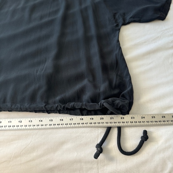 7 For All Mankind Women's 100% Silk Short Sleeve Oversized Top Small Tie Waist - Picture 12 of 13